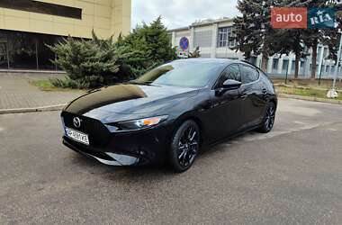 Mazda 3 2019