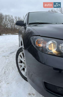 Седан Mazda 3 2006 в Днепре