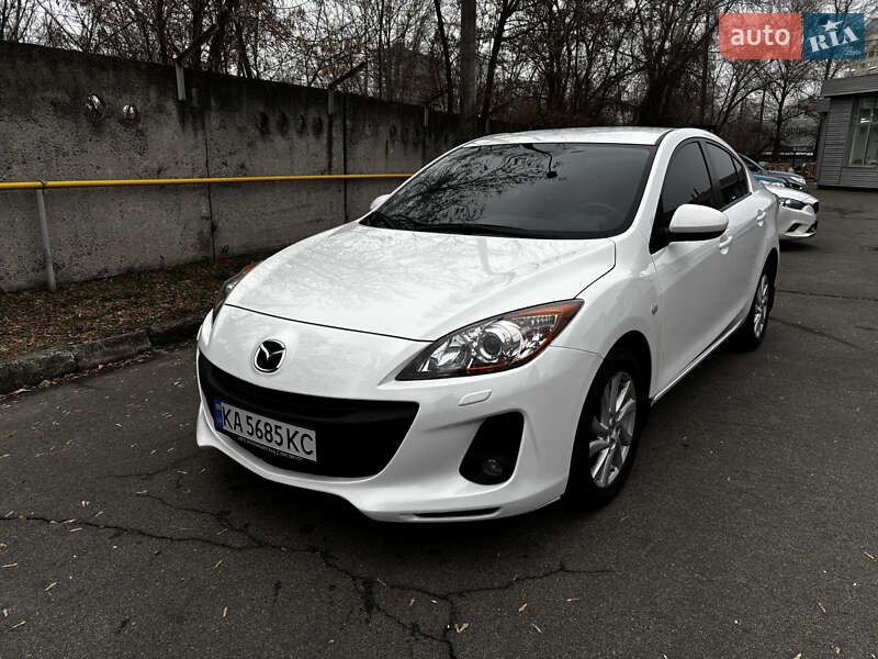 Седан Mazda 3 2012 в Києві