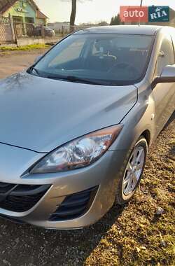 Хэтчбек Mazda 3 2011 в Стрые