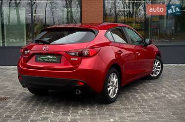 Хэтчбек Mazda 3 2015 в Киеве