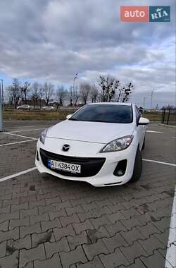 Седан Mazda 3 2012 в Киеве