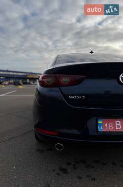 Седан Mazda 3 2020 в 