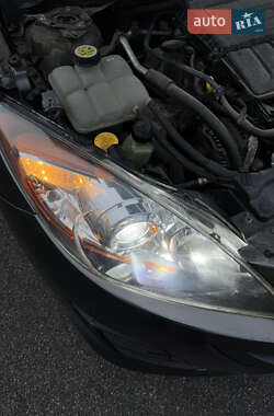 Хэтчбек Mazda 3 2009 в 