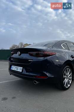 Седан Mazda 3 2019 в Івано-Франківську