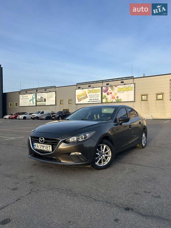 Седан Mazda 3 2013 в Киеве