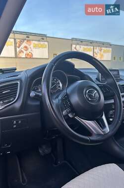 Седан Mazda 3 2013 в Киеве