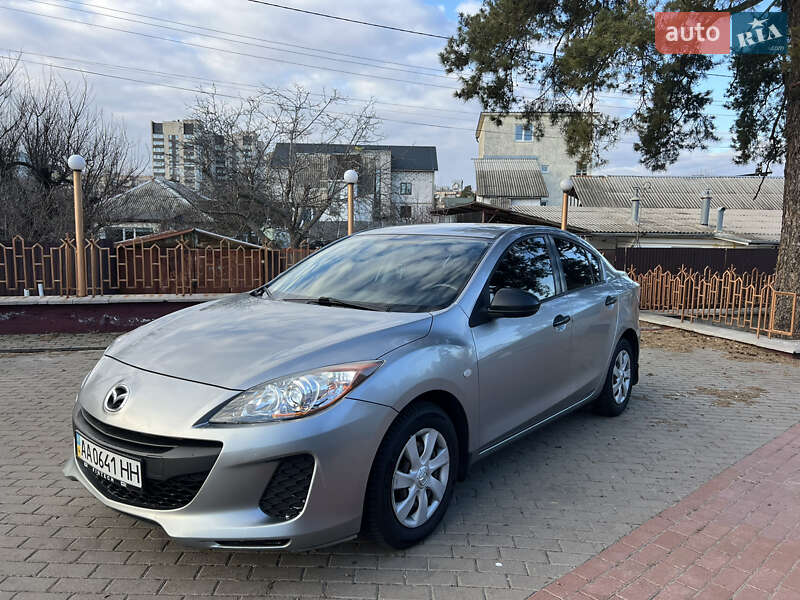 Mazda 3 2012