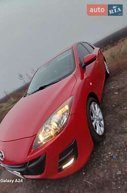 Хетчбек Mazda 3 2009 в Городищеві