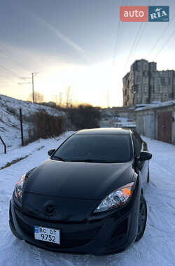 Седан Mazda 3 2011 в Львові