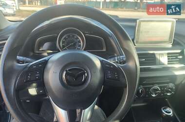 Хэтчбек Mazda 3 2016 в 