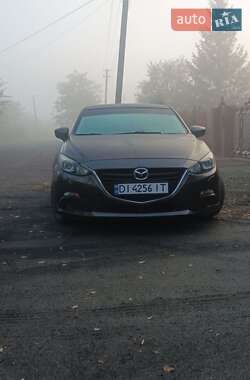 Mazda 3 2015