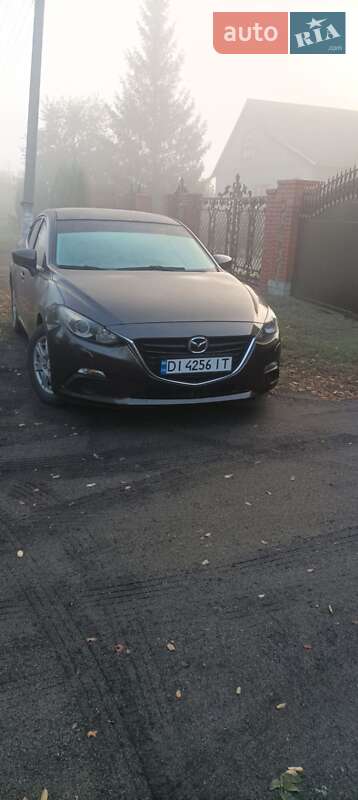 Седан Mazda 3 2015 в Першотравенську