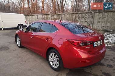 Седан Mazda 3 2016 в Києві