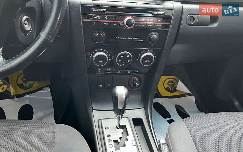 Хэтчбек Mazda 3 2008 в Стрые