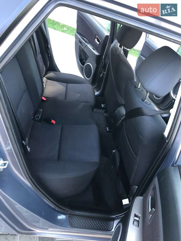 Хэтчбек Mazda 3 2007 в Кропивницком