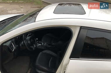 Седан Mazda 3 2015 в Николаеве