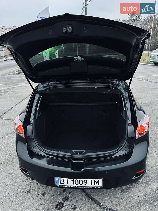 Хэтчбек Mazda 3 2012 в Полтаве
