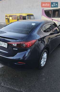 Седан Mazda 3 2014 в Львові