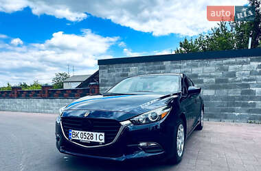 Седан Mazda 3 2017 в Львові