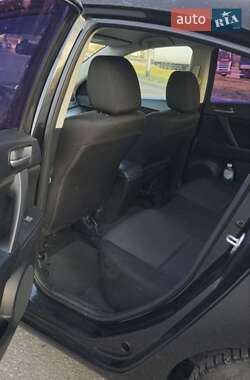 Седан Mazda 3 2011 в 