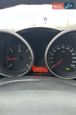 Хетчбек Mazda 3 2010 в Чернігові