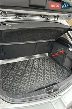 Хетчбек Mazda 3 2010 в Чернігові
