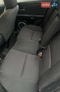 Седан Mazda 3 2007 в 