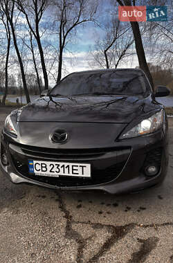 Седан Mazda 3 2011 в Прилуках