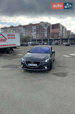 Хетчбек Mazda 3 2016 в Дніпрі