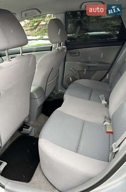 Хэтчбек Mazda 3 2005 в 