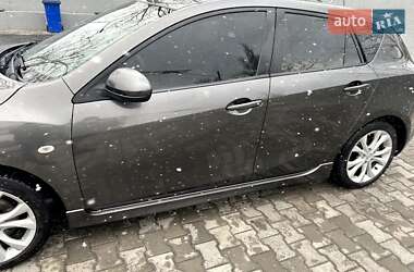 Хэтчбек Mazda 3 2010 в Николаеве