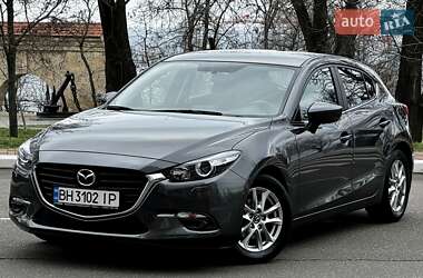 Mazda 3 2016