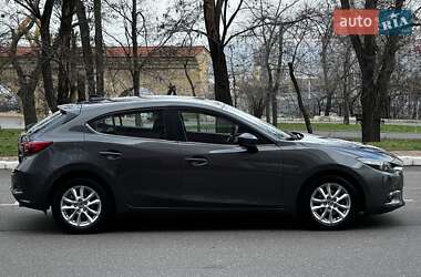 Хэтчбек Mazda 3 2016 в Одессе