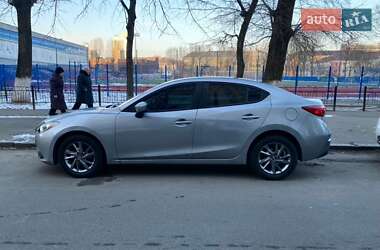 Седан Mazda 3 2015 в Києві