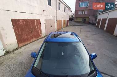 Седан Mazda 3 2005 в Овідіополі