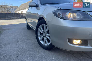 Седан Mazda 3 2008 в Іршаві