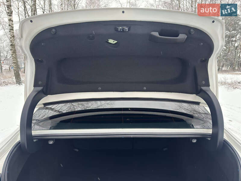 Седан Mazda 3 2022 в Сумах