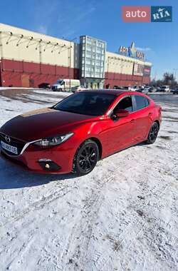 Седан Mazda 3 2014 в Киеве