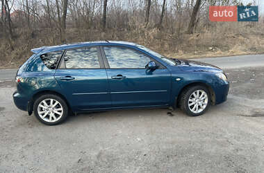 Хэтчбек Mazda 3 2007 в 