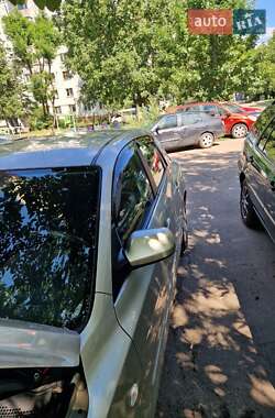 Хэтчбек Mazda 3 2007 в 