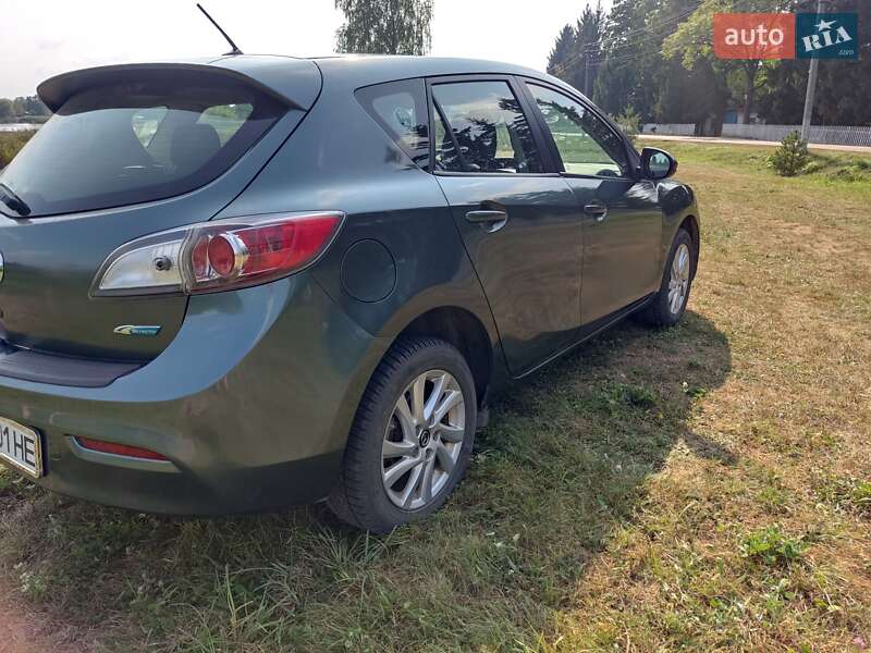 Хетчбек Mazda 3 2012 в Ратному