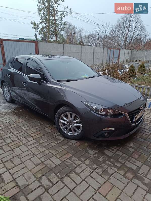 Хетчбек Mazda 3 2016 в Запоріжжі