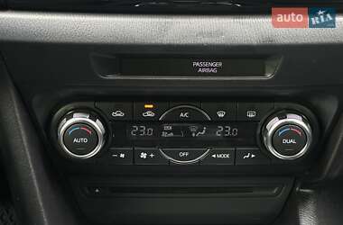 Хэтчбек Mazda 3 2016 в 