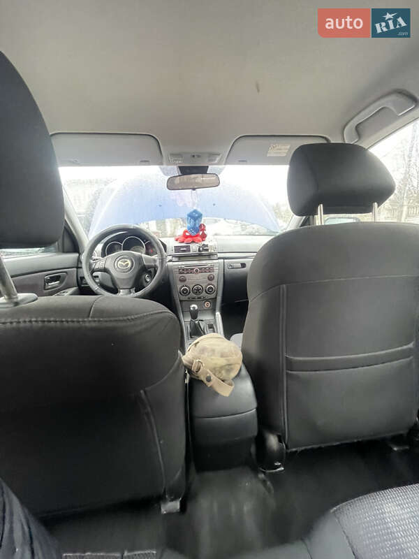 Хэтчбек Mazda 3 2006 в Ивано-Франковске