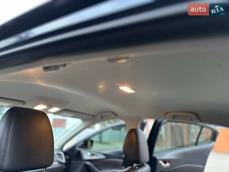 Седан Mazda 3 2016 в Новомосковске фото 21 Седан Mazda 3 2016 в Новомосковске