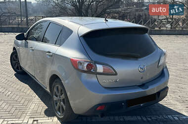 Хэтчбек Mazda 3 2010 в 