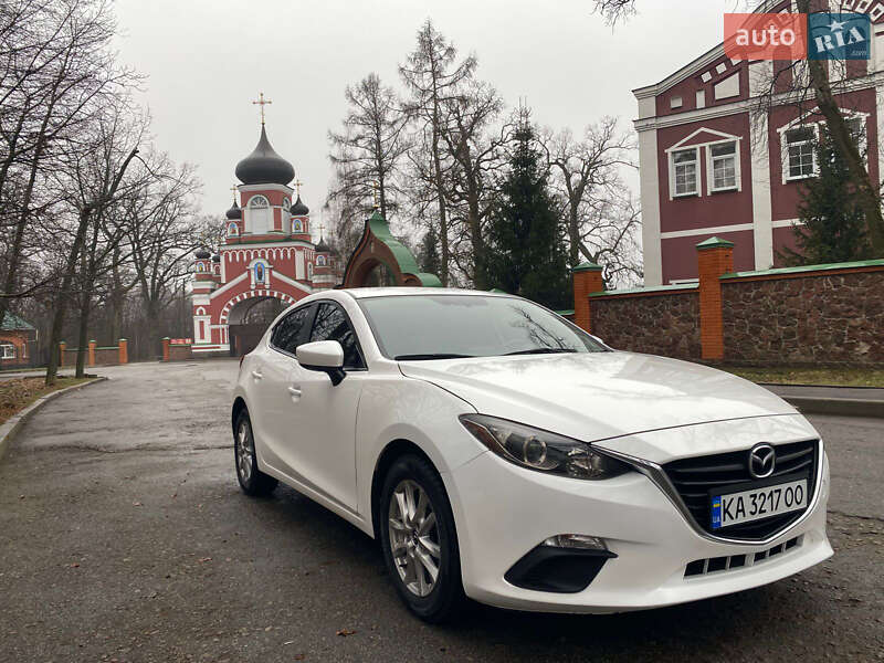 Mazda 3 2015