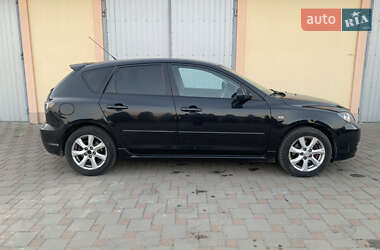 Хэтчбек Mazda 3 2007 в Сарнах