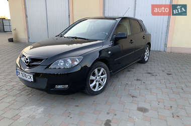 Хэтчбек Mazda 3 2007 в Сарнах